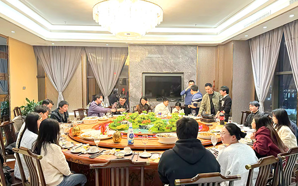 2024年圆桌国际展览年会聚餐:欢乐与团结的盛宴