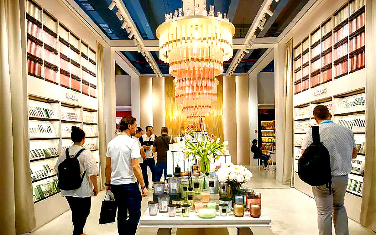 西宁展台搭建商如何借助灯光布局提升视觉吸引力?